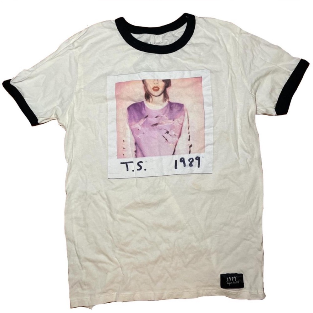 Original Taylor Swift 1989 tour tee